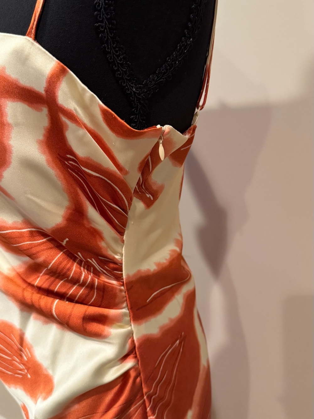 House of Harlow 1960 Satin Floral Midi Dress Rust Ivory M NWT - Picture 4 of 6